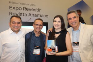 Premiação Expo Revestir 2024.